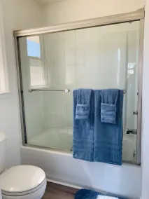 ☀️SCHLÄFT 12🏠 MIT PRIVATEM EINGEBAUTEM SCHWIMMBAD/ BILLARDTISCH/ ANNEHMLICHKEITEN - Image 4