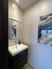 BRAND NEW LISTING Spacious family friendly townhome - steps from Eagle Beach - Image 5