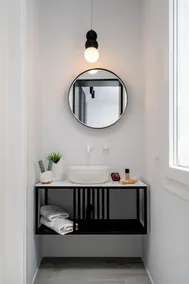Sunday Luxury Suites - Image 3
