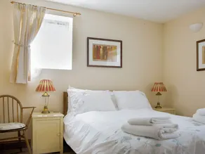 2 bedroom accommodation in Staple, near Wingham - Image 3