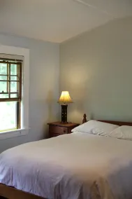 \"Inte-A-Pine Lane COTTAGE\" är en familjeskatt av generationer - Image 3