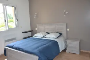 Villa arquitectónica, 8 personas, 140 M2, zona tranquila - Image 4