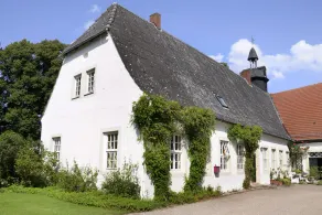 Family-friendly apartment in historic countryside manor estate (18th Century) - Image 5