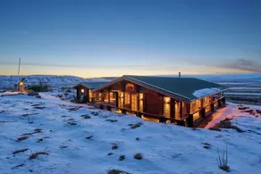Stekkar - Cozy Log Cabin on the Golden Circle, Warm and Welcoming Spa Facilities - Image 5