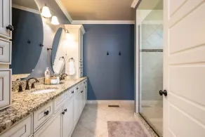 Luxurious Corporate/Derby Rental - Image 5