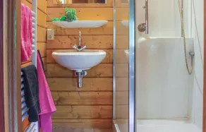Härligt hem med 3 sovrum i Rheezerveen - Image 2