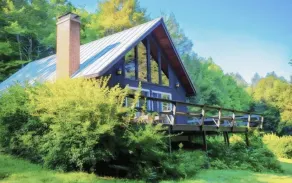White Holiday Cozy Chalet W Hot Tub bubble room and pool  - Image 5