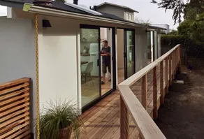 Pristine Modern Getaway - Image 5
