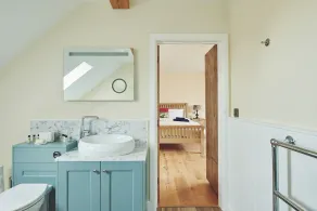 Big Barn - Luxury Cottages - Image 2