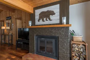 Waterfront Cottage on the Lake with Game Room & Sunroom - Image 2