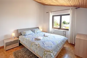 Cozy 1 bedroom apartment with balcony - Image 3