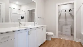 Landing Apartments - Oakwood - Image 4
