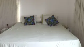 Luxury Beach House, 6 suites, Pool and BBQ - Image 2