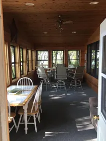 Grand Beach Lakeside Cabin - Image 5