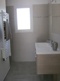 Detached villa with *** rating and air conditioning and views of the Luberon - Image 3