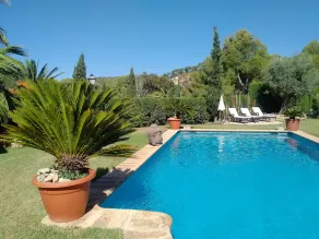 Villa familiale avec grand jardin, piscine, aire de jeux et une intimité absolue - Image 3