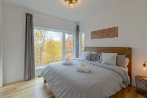 Chalet Near Mont-Tremblant: Fireplace & Hot Tub - Image 5