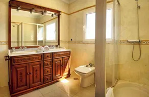 Juanita House | Exklusiv lägenhet med privat pool - Image 4