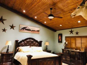 Beautiful Home for a traveling professional or a simple getaway! - Image 4