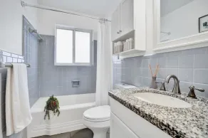 Beautiful and renovated villa - 5mn from the beach - Image 4