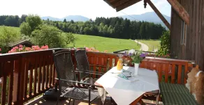 Apartamento \"Hochgern\" para 1 a 4 pessoas, com uma grande varanda coberta e vista para a montanha - Image 5
