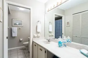 Beachside, 2/2 Condo, 3 Pools, Pickleball, Sauna - Image 2