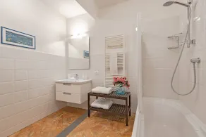 GRAND APPARTEMENT PENTHOUSE AVEC 3 CHAMBRES ET 6 PERSONNES AVEC ASCENSEUR ET TERRASSE - Image 4