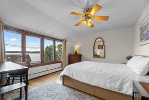 Grammys Lake House - Image 5