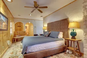 Georgetown Barn Studio on > 7 Acres: Pet Friendly! - Image 3