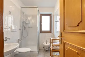 Rosengarten – Authentic Farm Stay with Animals, Sauna & Mountain Views - Image 5