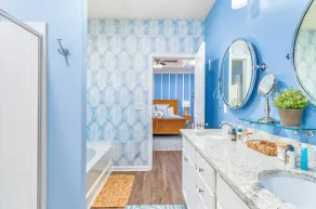 Live Music, Drinks & Sunsets by the BEACH! Pet-Friendly Paradise! Heated Pool! - Image 4