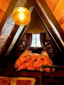 Serene Sierra Cabin im Big Trees Forest - Image 5