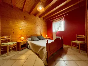 Peaceful Cottage with Private Terrace near Historic Sights and Outdoor Adventures - Image 3