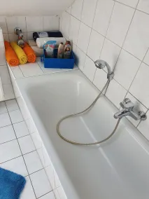Alojamiento privado en un BR 2. Dachgeschosswohnung. Para 2 máx. 3 Pers. - Image 5