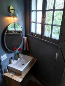 Uptown Kingston Smukke 4 soveværelser hele hus (stockade) med gård! Gå til alle - Image 3