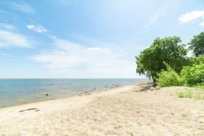 🏖 Sandy Hook: 2 Queens, Pet Friendly, One Min to Beach, Ice Fishing and Snaks - Image 4