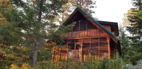 Wild Rose Cabin at Tin Poppy: Off-Grid Glamping + Private Sauna near Salmon Arm. - Image 4