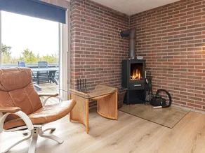 8 person holiday home in Otterup-By Traum - Image 2