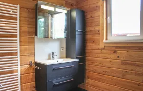 Lovely Home In Heel With Lake View - Image 3