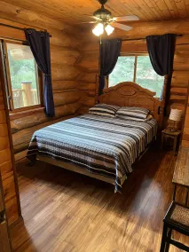 Handcrafted Log Home mit Whirlpool Unterstützung in National Forest - Image 5