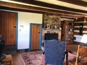 Unique Colonial Log House Secluded Near White Tail - Image 4