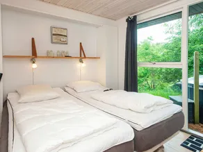 6 Person Holiday Home in Glesborg - Image 4