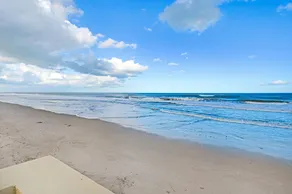 Spectacular direct ocean front condo with amazing views of the Atlantic - Image 5