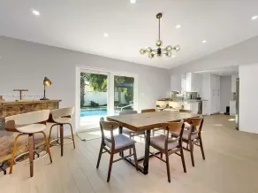 Lovely home with heated Pool a mile from the beach - Image 5
