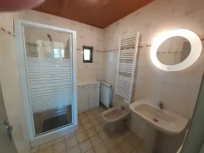 Isolated cottage in the countryside. 5 minutes from all shops - Image 2