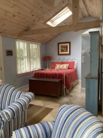 Adorable casa en la histórica Ruta 6A de Cape Cod - Image 3