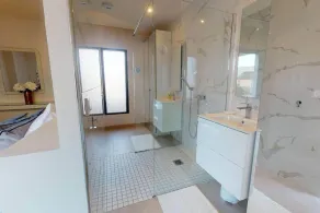 Villa Neuve Contemporaine SUR LES Hauteurs D'uzes Avec Piscine Chauffee - Image 2