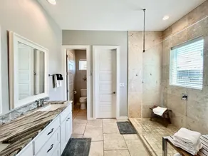 Relax by the Private Heated Pool, Walk to Town & Beach. - Image 4