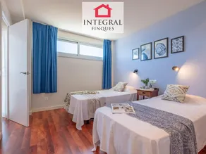 Apartamento frente a la playa con balcón y aire acondicionado, Palamós - Image 2
