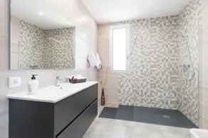 Villa très moderne avec piscine privée et grand jardin au cœur de Majorque - Image 2